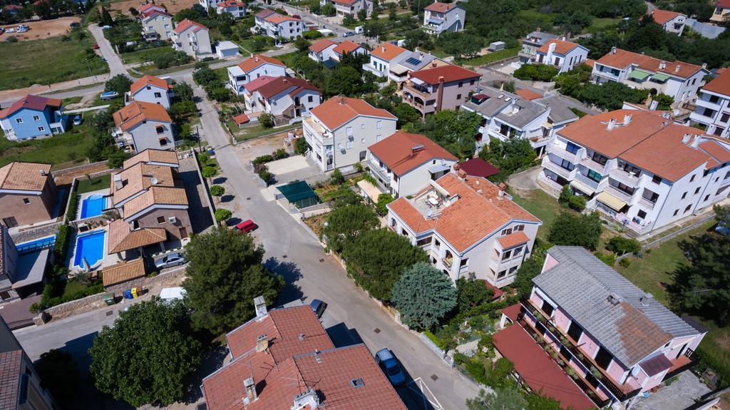 Galovic Apartments Punat Esterno foto